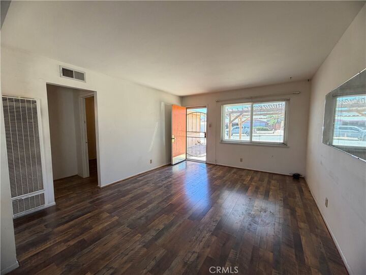 Property Photo: 1901 Sunset Street CA 92311
