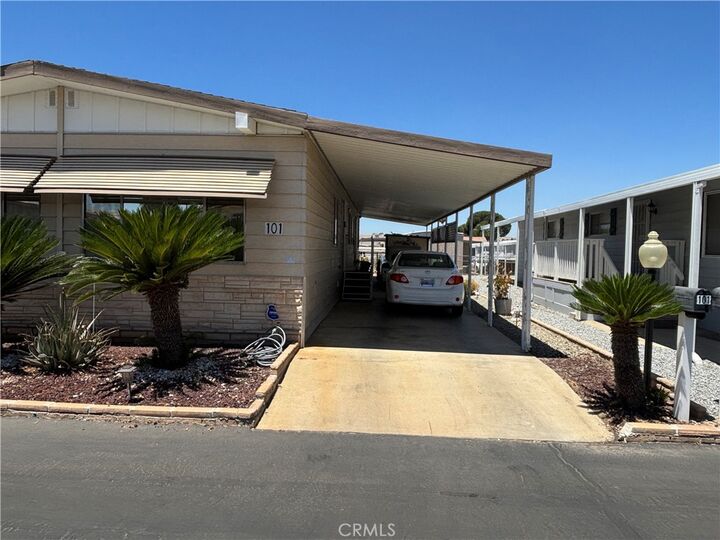Property Photo: 655 E Main Street 101 CA 92583