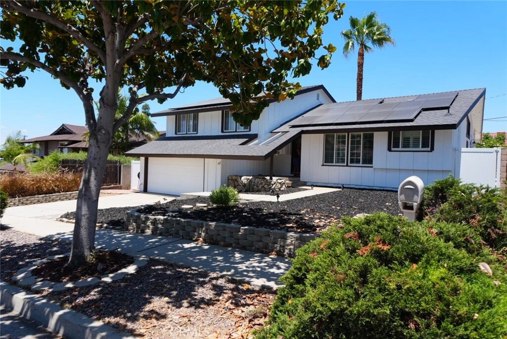Property Photo:  1305 Wickford  CA 92821 