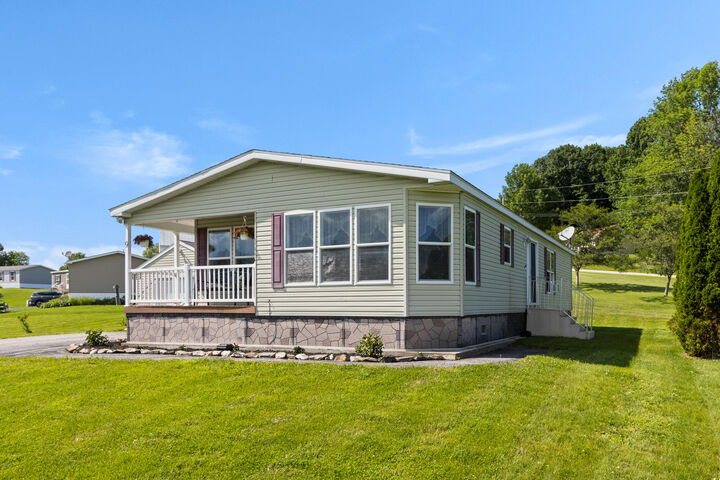 Property Photo: 9 Davis Brook Drive ME 04274