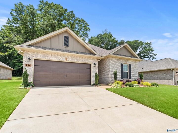 Property Photo:  156 Midpark Drive  AL 35759 