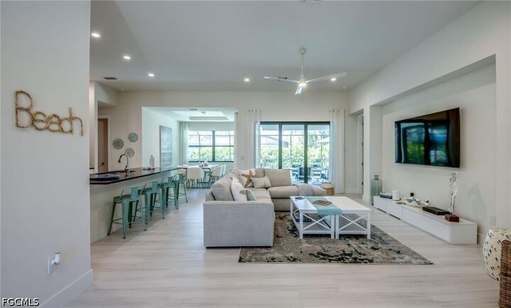 Property Photo:  4402 SW 18th Place  FL 33914 
