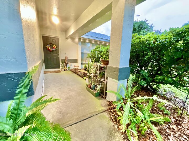Property Photo: 20517 NE 114th Avenue FL 32694