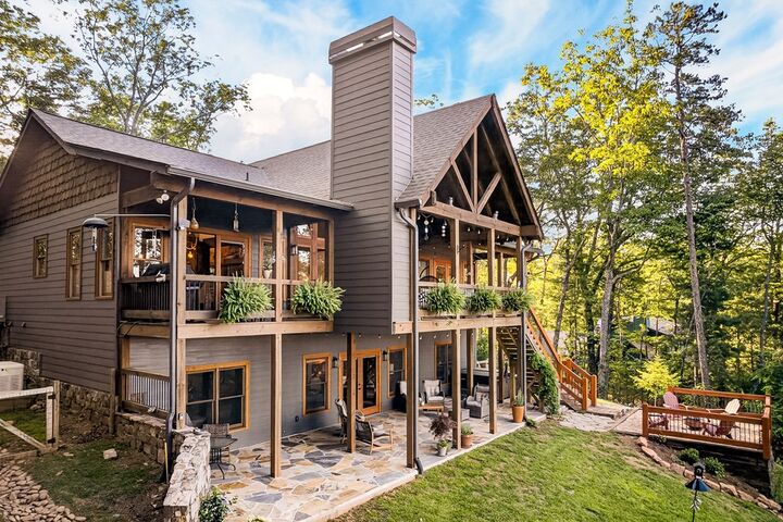 Property Photo: 772 Rainbow Mountain Drive GA 30536