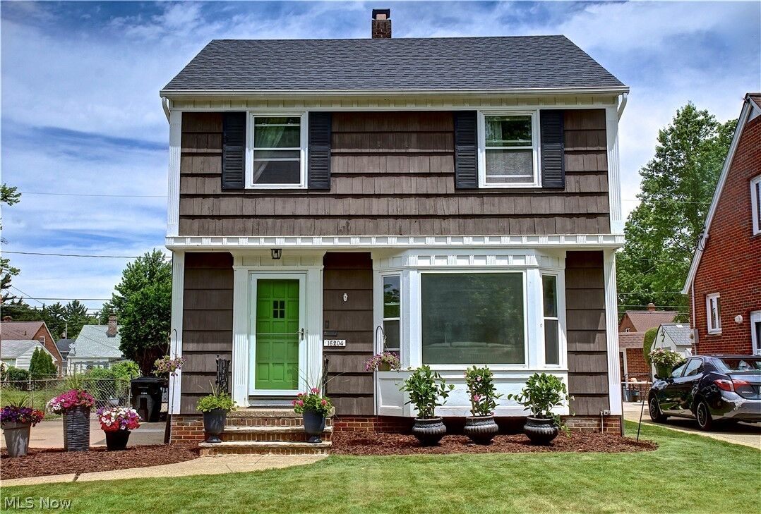 Property Photo: 16204 W Park Road OH 44111