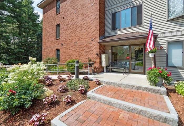Property Photo: 500 Candlewood Park NH 03063