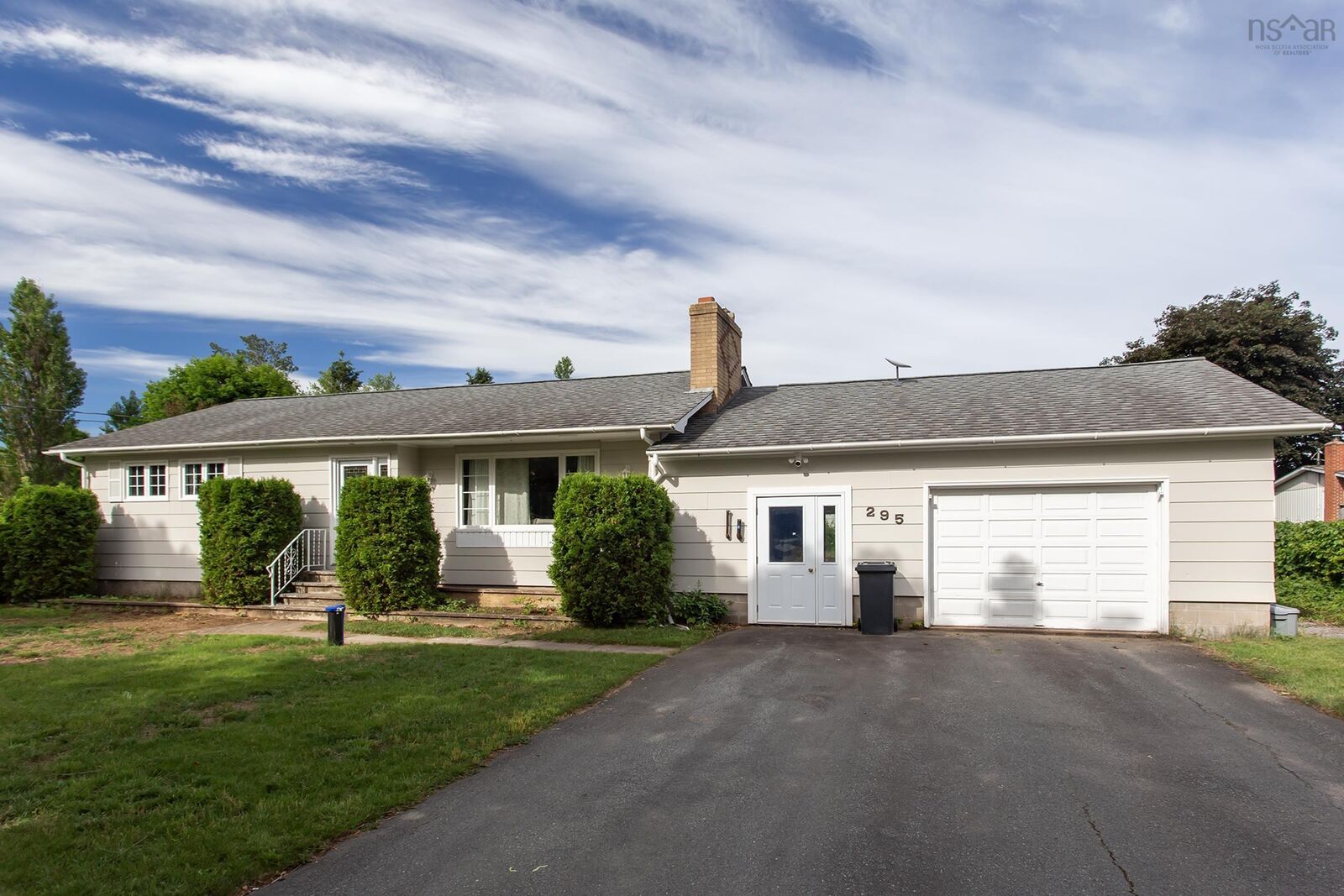Property Photo:  295 Nictaux Road  NS B0S 1P0 