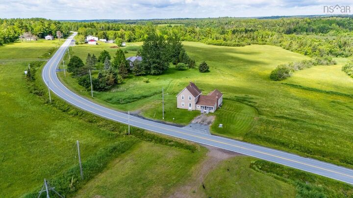 Property Photo: 3335 Highway 236 NS B0N 1P0