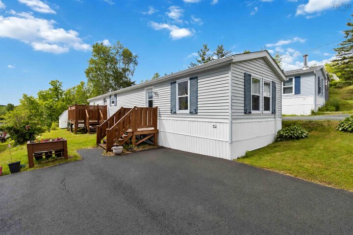 1217 Susan Drive — photo 1