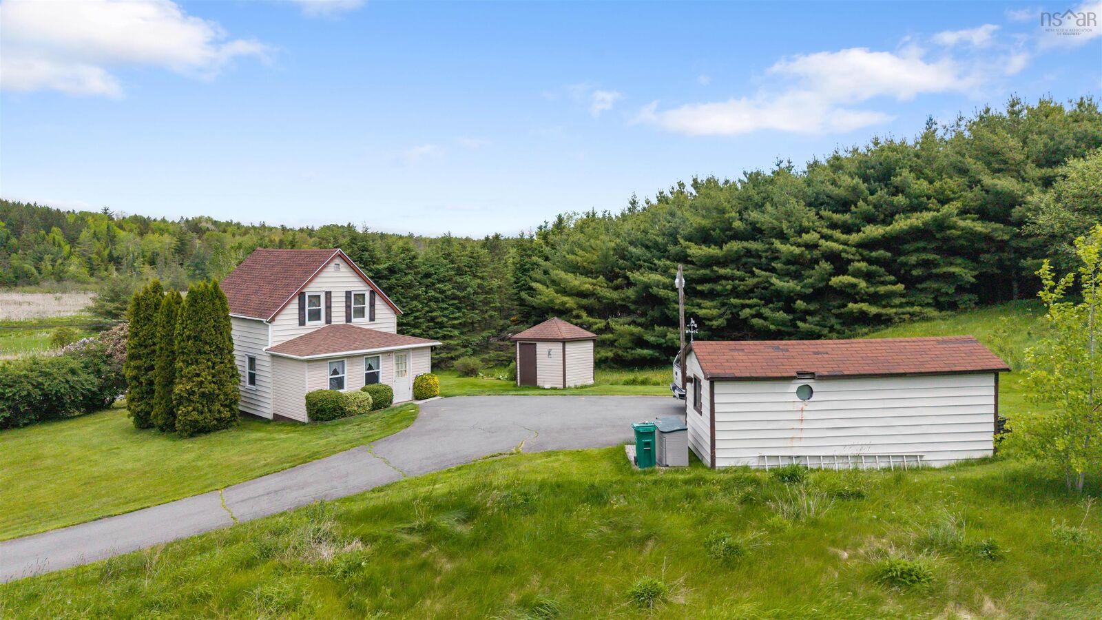 Property Photo: 1853 Wentworth Road NS B0N 2B0
