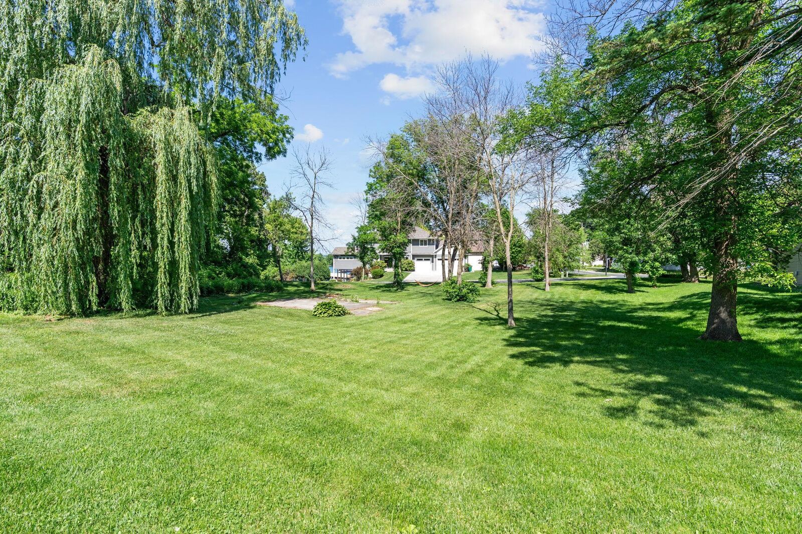 Property Photo:  15648 Calmut Avenue NE  MN 55372 