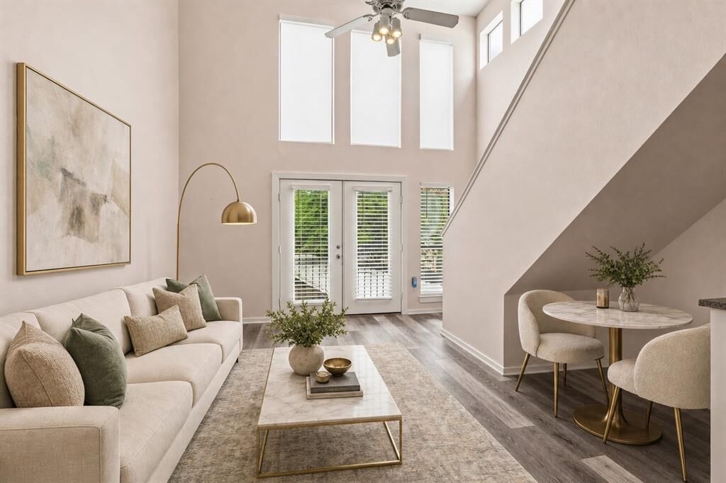 Property Photo: 5111 Manett Street 207 TX 75206