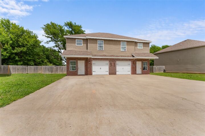 Property Photo: 836 Baker NW Street AR 72736