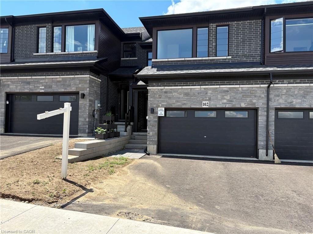 Property Photo:  102 Gort Avenue  ON N3L 3K2 