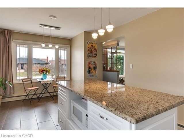 Property Photo:  52 Woodelm Drive  ON L2M 4N3 
