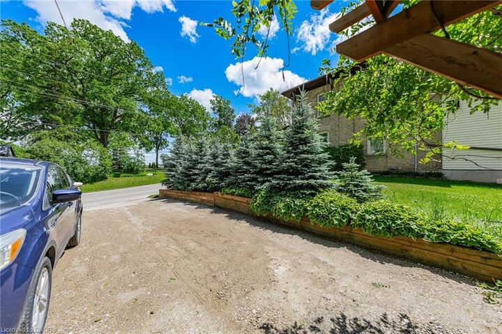 Property Photo: 30 Katherine Street N Lower ON N0B 2V0