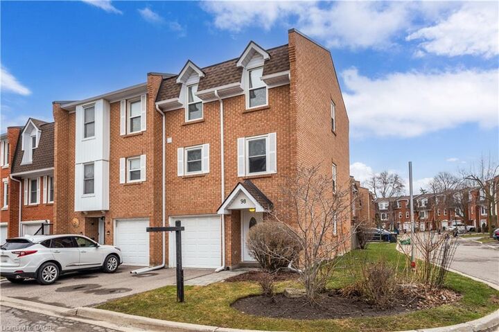 Property Photo:  333 Meadows Boulevard 98  ON L4Z 1G9 