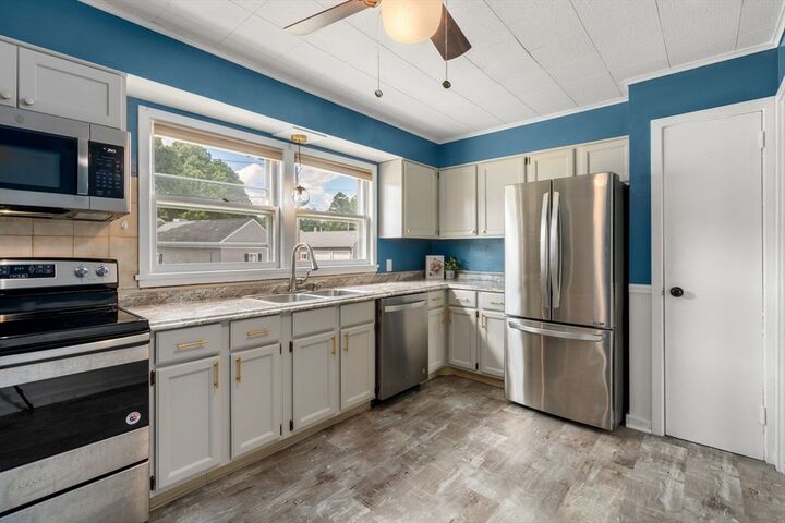 Property Photo: 55 Meadowlark Ln 55 MA 01022
