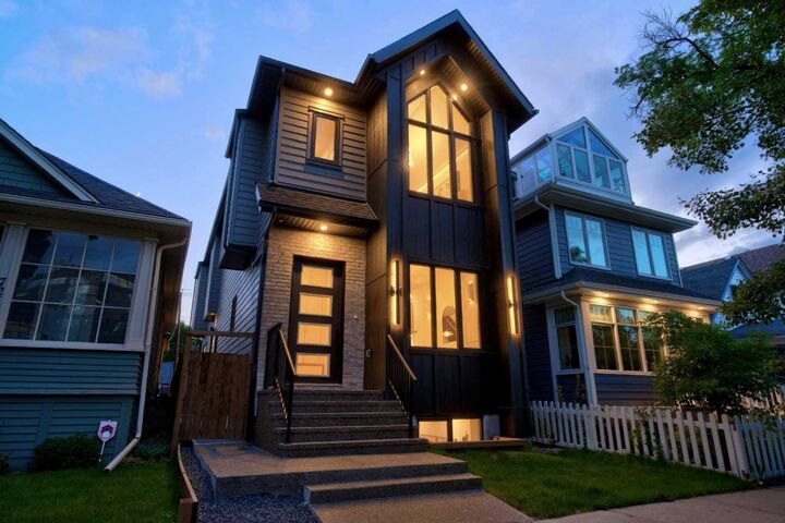Property Photo:  727 15 Street NW  AB T2N 2B3 