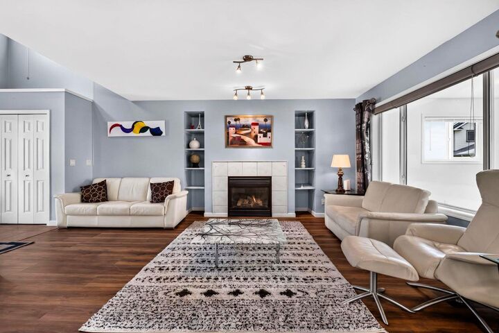 Property Photo:  67 Douglas Ridge View SE  AB T2Z 3C3 