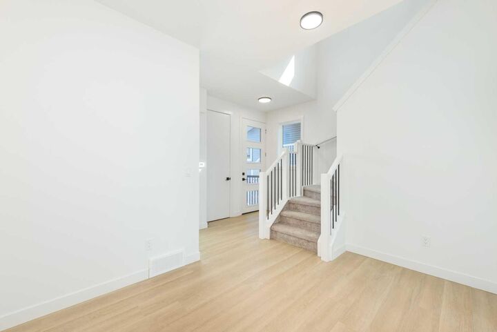 Property Photo: 96 Heritage Manor AB T4C 3K8