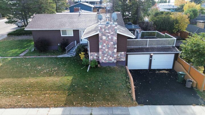 Property Photo: 5015 35 Street AB T4G 1H5