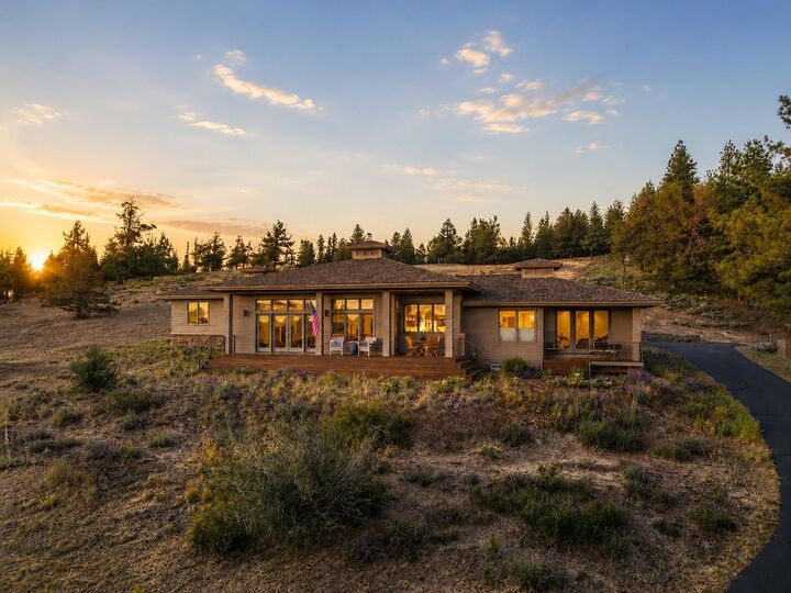 Property Photo: 905 Dancing Bears CA 96122