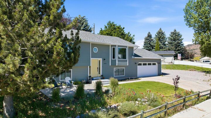 Property Photo:  2000 Sandy Lane  ID 83204 