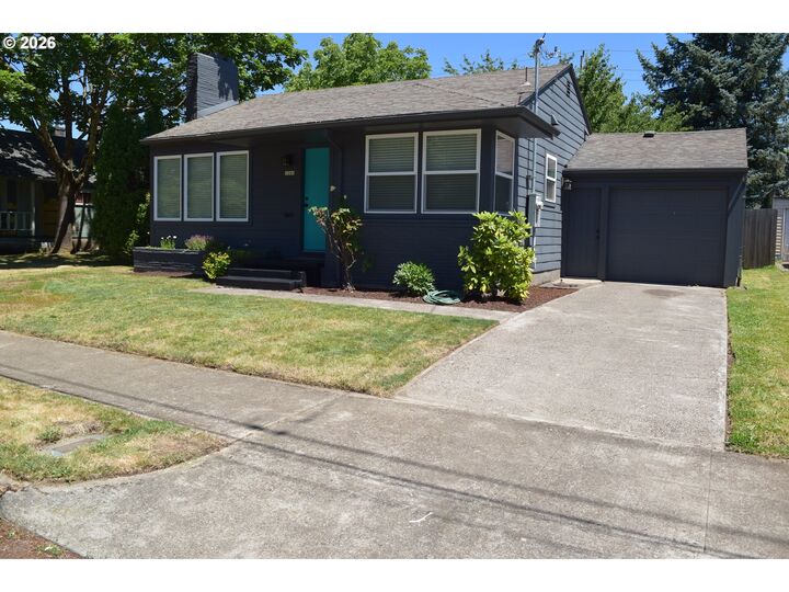 Property Photo: 1200 NE 57th Ave OR 97213