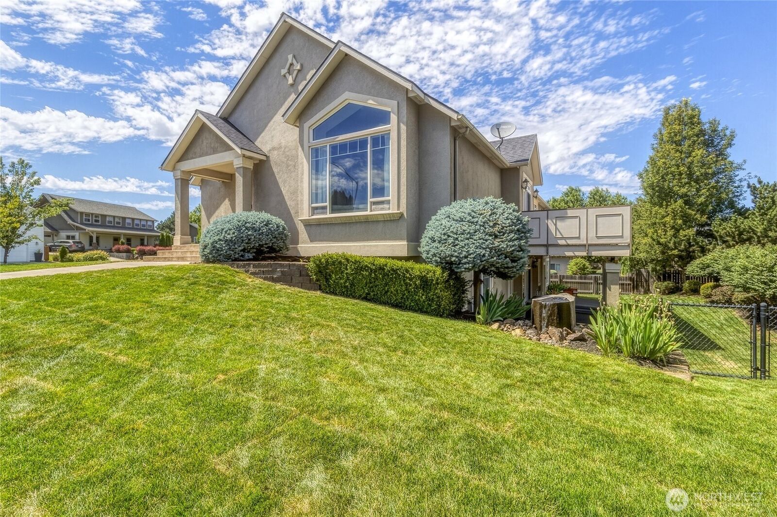 Property Photo:  10  Wolf Fork Place  WA 99362 