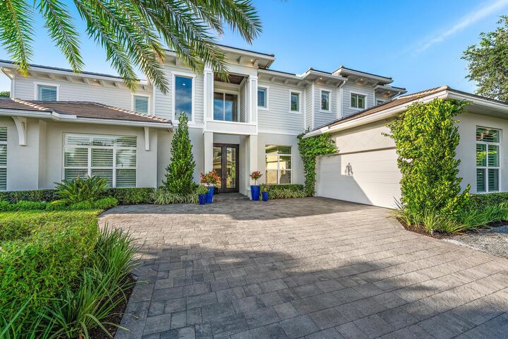 Property Photo:  2169 Driftwood Circle  FL 33410 