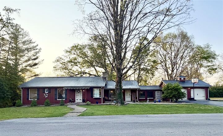 Property Photo: 305 Brice Avenue KY 42141