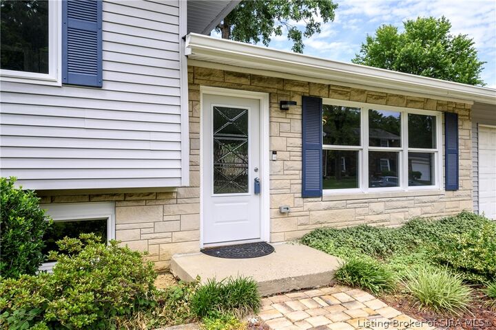 Property Photo: 543 Spicewood Drive IN 47129