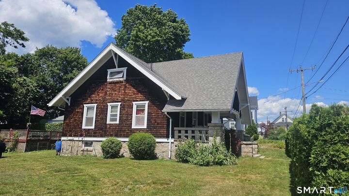 Property Photo:  15 Warren Street  CT 06320 
