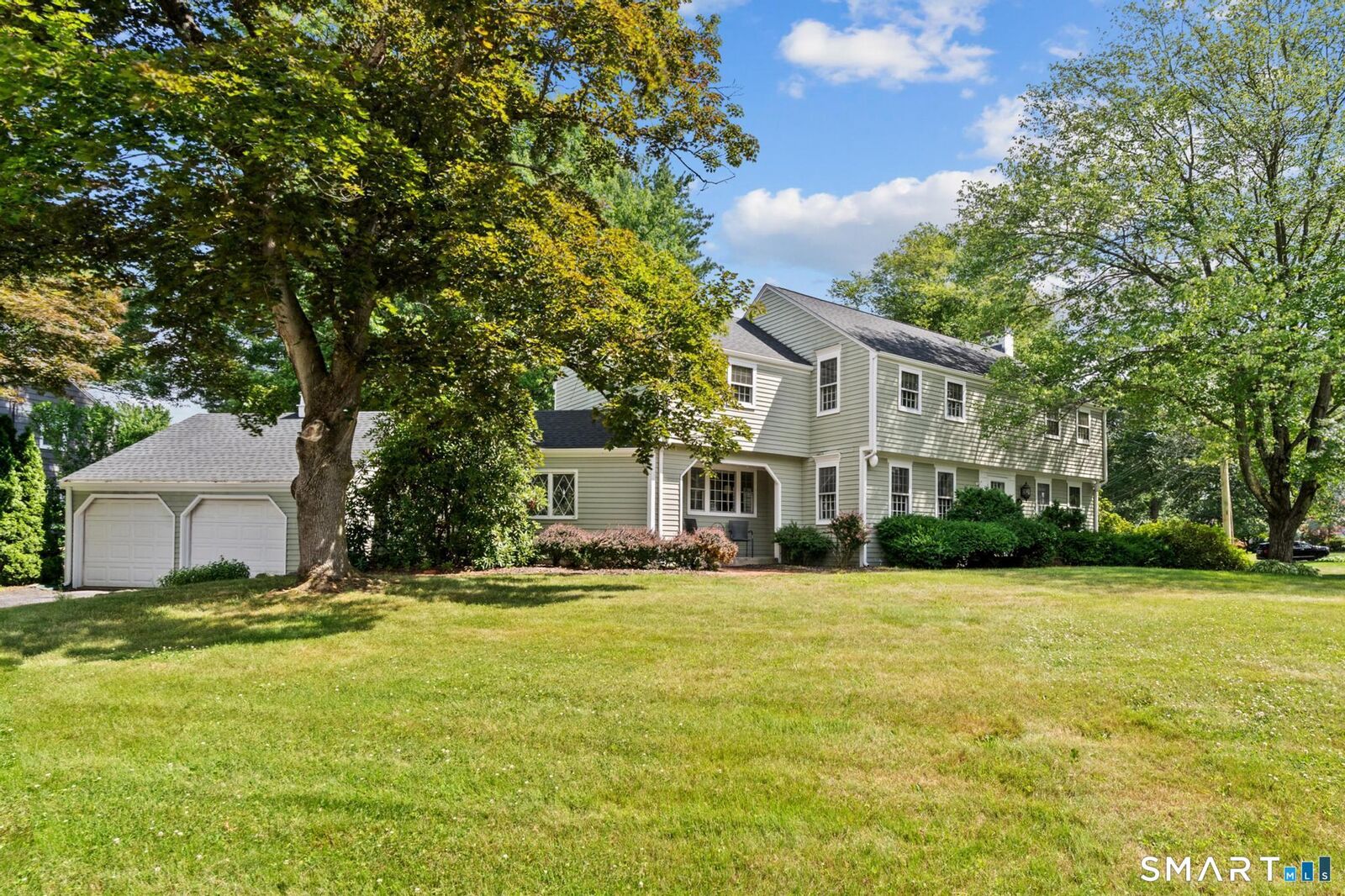 Property Photo: 24 Drury Lane CT 06117