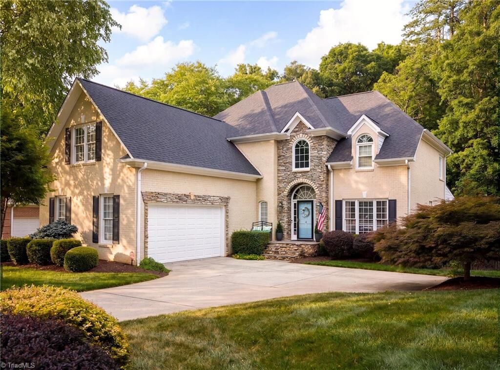 Property Photo:  4 Windrock Way  NC 27455 