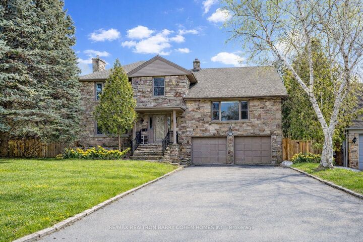 19 Lower Links Road — photo 1