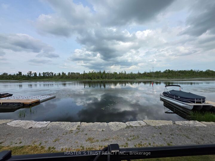 Property Photo: 657 Thunder Bridge Road W5 ON K9V 4R1