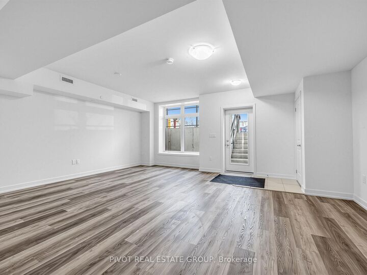Property Photo: 56 Elizabeth Street S 1101 ON L4C 5W2