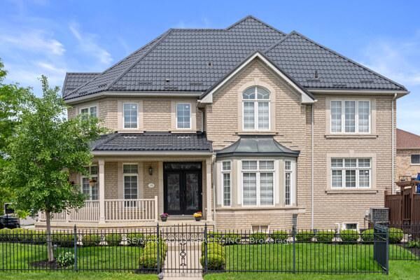 Property Photo: 39 Trailhead Crescent ON L6R 3H2