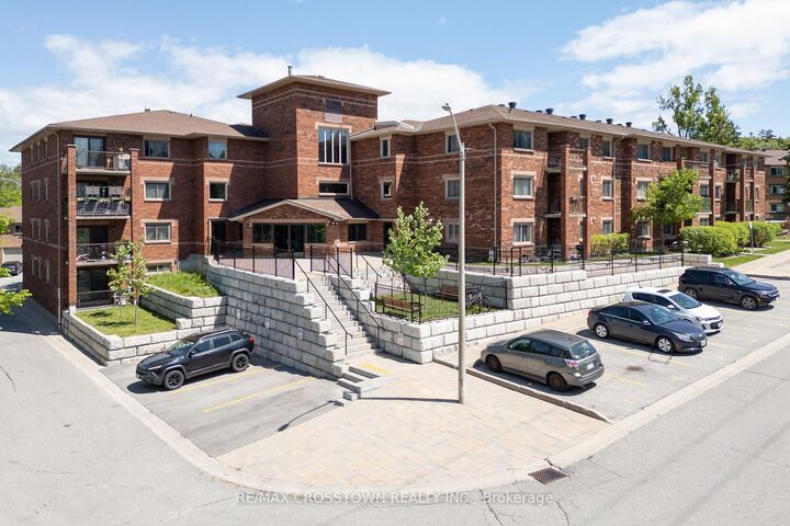 Property Photo: 1 Quail Crescent 303 ON L4N 6W9