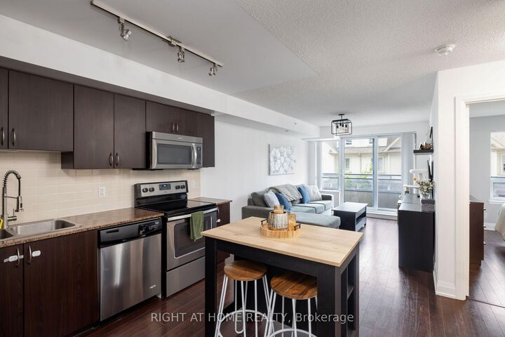 376 Highway 7 E N/A 220 — photo 1