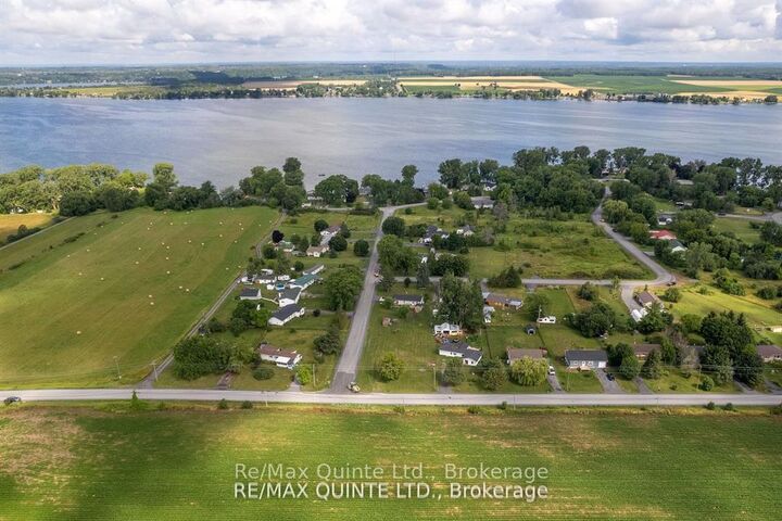Property Photo:  0 Moore Avenue  ON K7R 3K7 