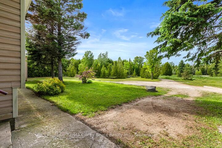 Property Photo: 335 Pike Bay Road ON N0H 1X0