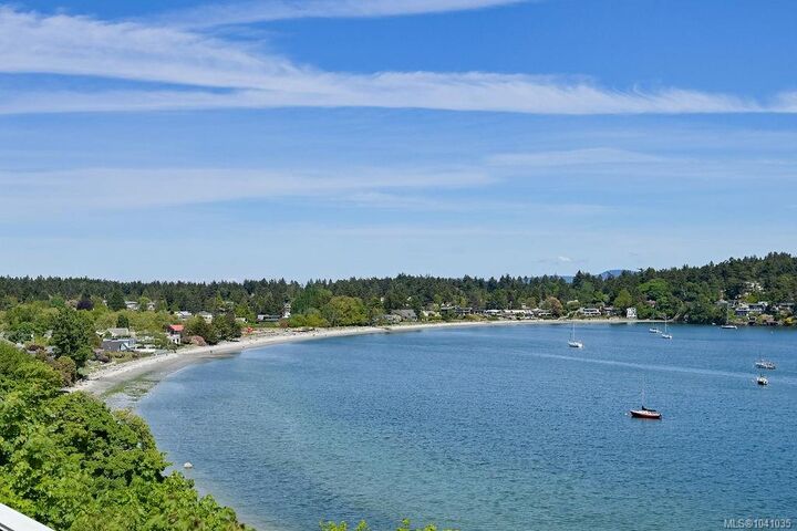 Property Photo: 3565 Beach Dr BC V8R 6M6