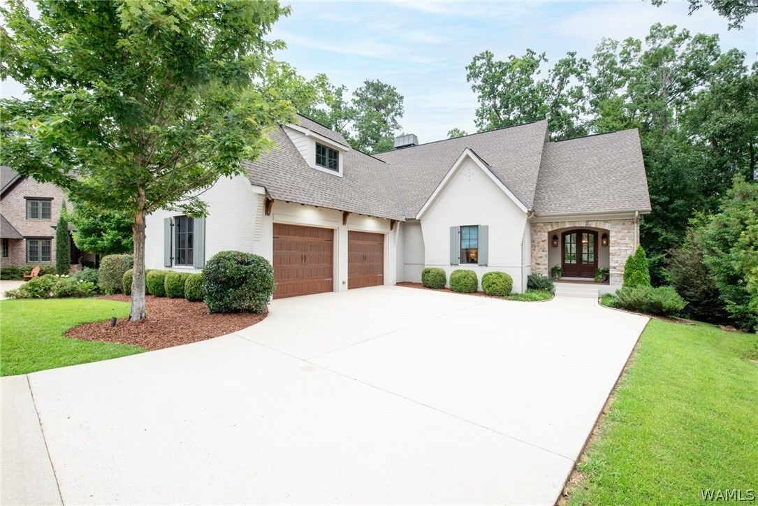 Property Photo:  6325 Woodlands Trail Place  AL 35406 