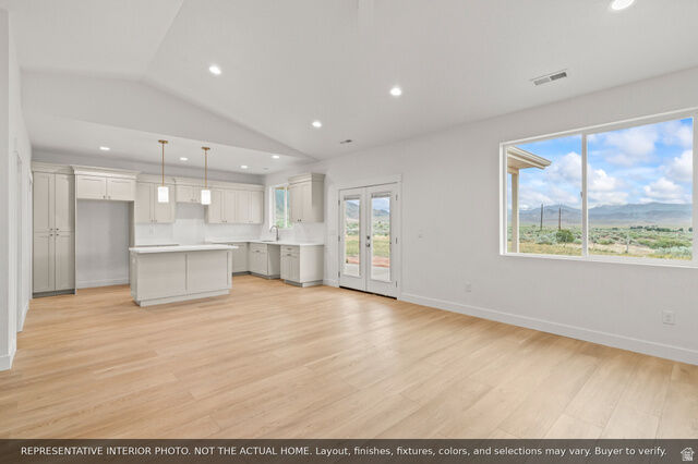 Property Photo:  360 W 430 N  UT 84754 