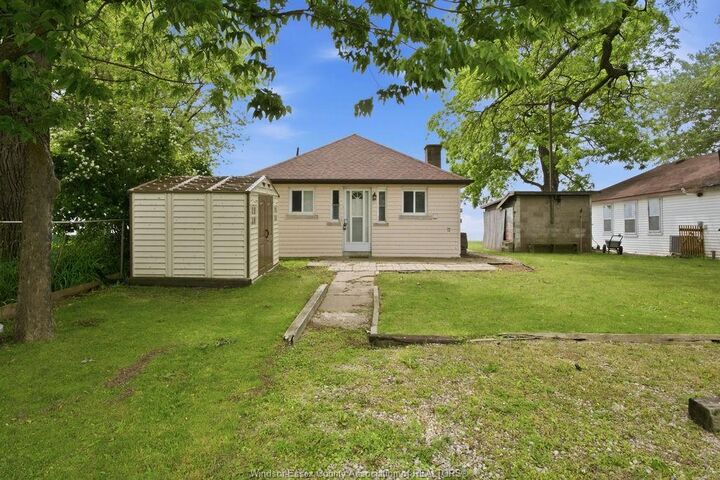 1455-1457 Heritage Road — photo 1