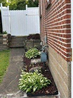 Property Photo:  320 Glencoe Dr  PA 15122 