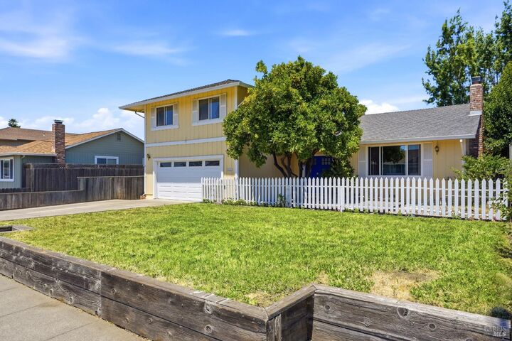 Property Photo:  1059 Santa Clara Lane  CA 94954 